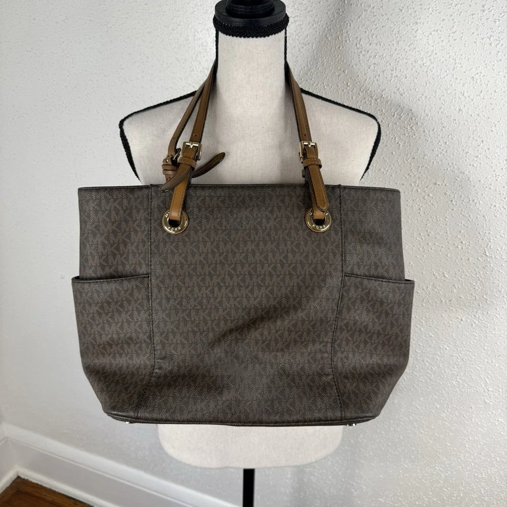 Michael Kors Jet Set Item Large East/West Top Zip Tote Iconic Brown Monogram